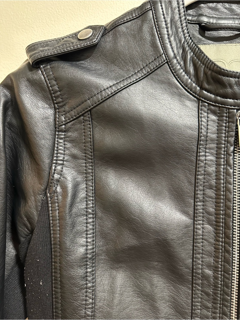 Maurices Women’s Black Faux Leather Jacket - Picture 6 of 9